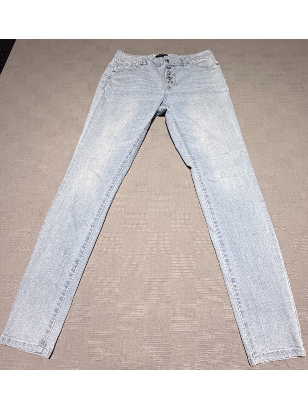 D. Jeans Women's Size 8 Mid Rise Light Wash Stretch 5-Button Recycled Blue Jeans
